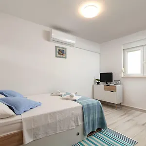 Le Ines Apartman